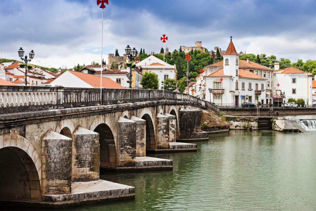 Tomar Walking Tour - Medieval Town and Synagogue Private Tour 1